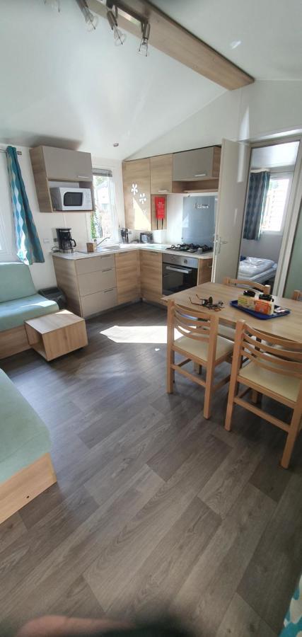 Campsite Mh 150 4 Etoiles Bois Dormant 4 Personnes *
